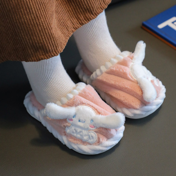 Παιδικές βελούδινες παντόφλες για κορίτσια σε διάφορα χρώματα