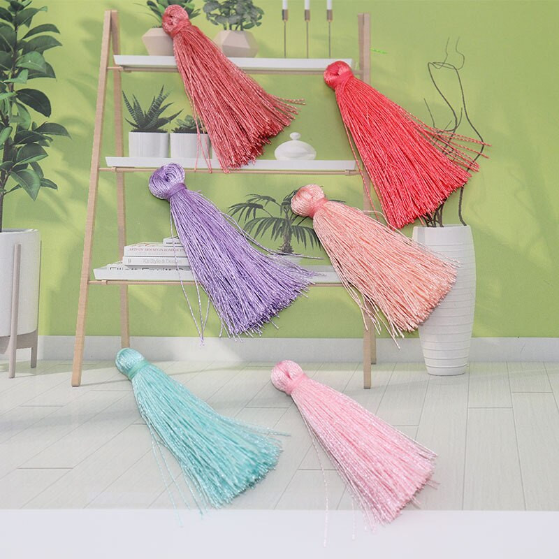 50 vnt. 40 mm lygūs kutai, pakabukai, priedai, amatai, drabužiai, užuolaidos, auskarai, papuošalai, smulkūs kutai.