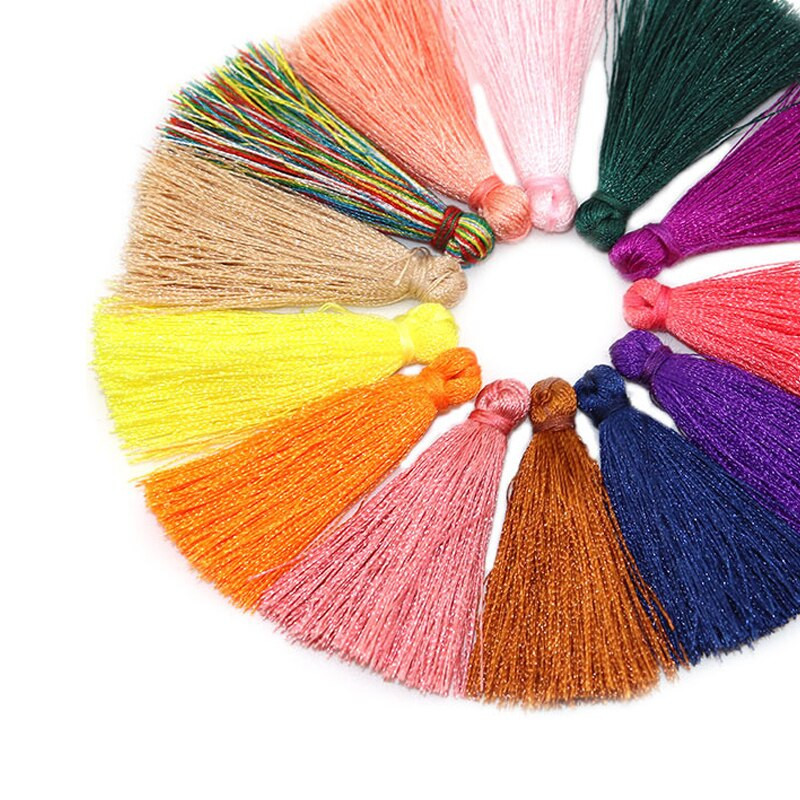 50 vnt. 40 mm lygūs kutai, pakabukai, priedai, amatai, drabužiai, užuolaidos, auskarai, papuošalai, smulkūs kutai.