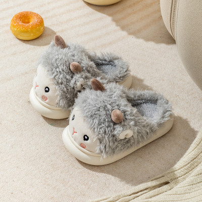 Lastemaja sussid tüdrukutele