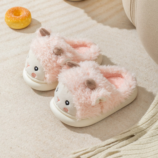 Lastemaja sussid tüdrukutele