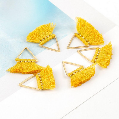 Mitmevärviline 25 mm kolmepoolne tutt/polüestertutt/DIY Dekoratsioon/käsitöö Kotid Riided Kardinad Dekoratiivsed tarvikud