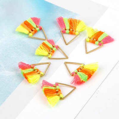 Mitmevärviline 25 mm kolmepoolne tutt/polüestertutt/DIY Dekoratsioon/käsitöö Kotid Riided Kardinad Dekoratiivsed tarvikud