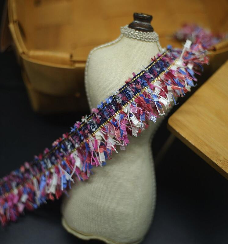 1 meter šírka 2,5 cm nylonová zlatá strapcová strapcová vyšívaná čipkovaná stuha ručne vyrobená DIY kostýmová šiatková šijacia potreba remeslo