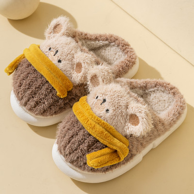 Pliušinės šlepetės mergaitėms su 3D elementu