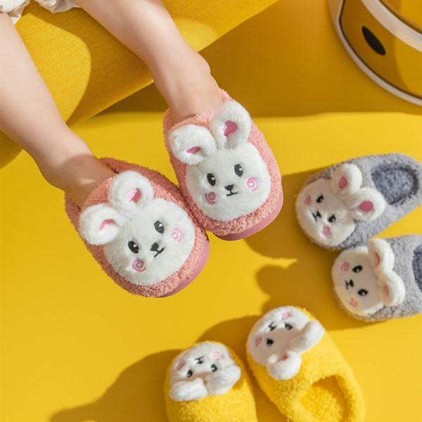 Juhuslikud majasussid ja sussid tüdrukutele