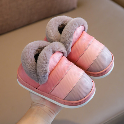 Αδιάβροχα παπούτσια και παντόφλες για κορίτσια με ζεστή σόλα