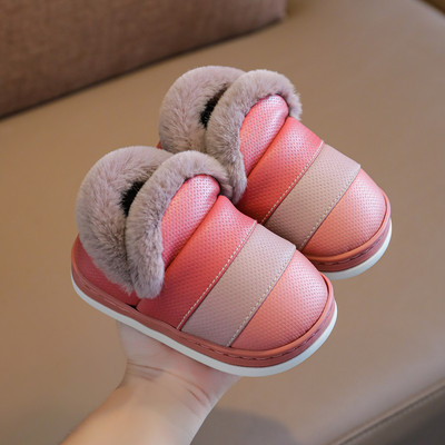 Αδιάβροχα παπούτσια και παντόφλες για κορίτσια με ζεστή σόλα