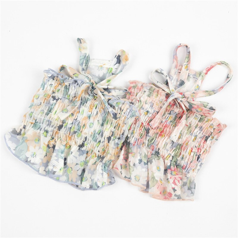 Kutsikate koerte moerõivad, lillelised väikesed puudliseelikud