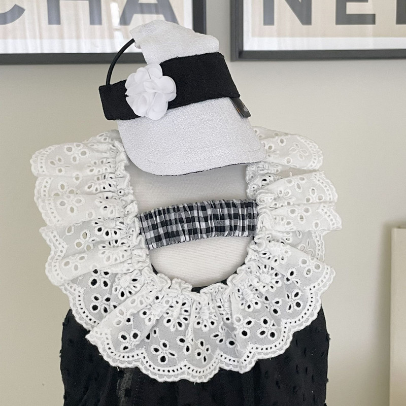 INS Κορέα Jennie Girl Group Μικρό άρωμα σε στυλ σκύλου με αντίθεση χρώματος καπέλο ηλίου Σκύλος Καλοκαιρινό καπίστρι Φούστα για γάτα δαντέλα Σετ καπέλων για κατοικίδια