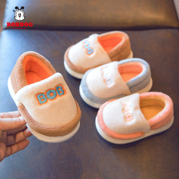 Domáce papuče pre dievčatá s vyšívaným nápisom