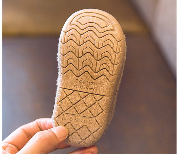 Uus susside mudel tüdrukutele kirjaga