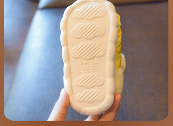 Vaikiškos pliušinės šlepetės su siuvinėjimais