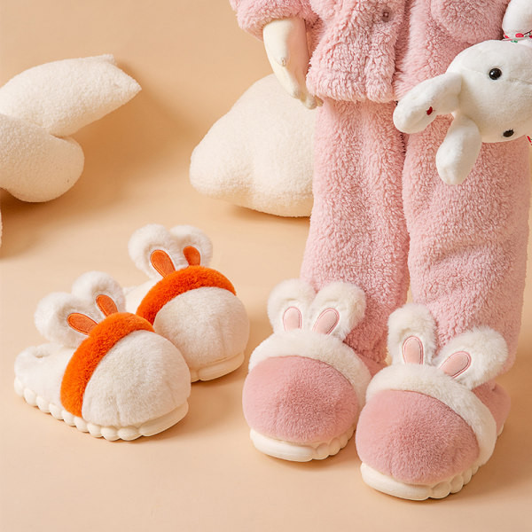 Kareda talla ja kirjaga lastemajasussid tüdrukutele