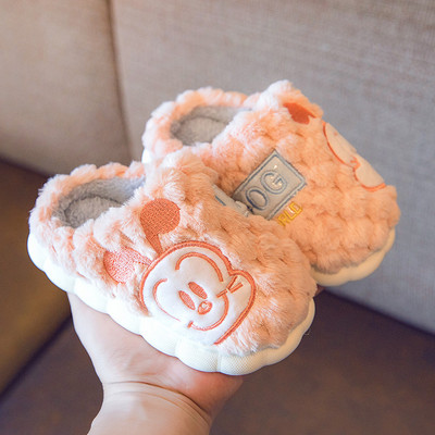 Plyšové papučky s aplikáciou pre dievčatá