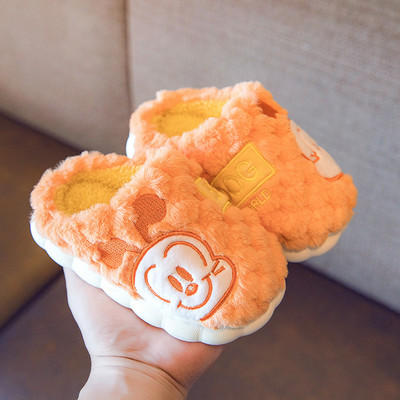 Plyšové papučky s aplikáciou pre dievčatá