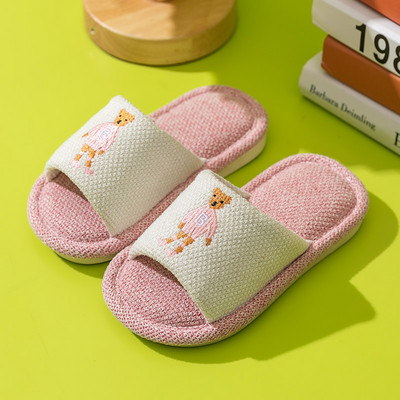 Detské otvorené papuče s výšivkou