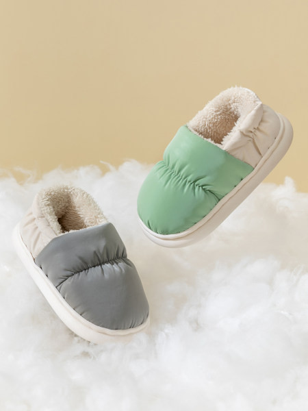 Ležérne textilné papuče pre dievčatá s teplou podšívkou