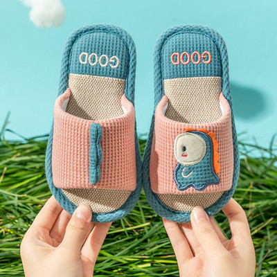 Tikandiga tekstiilist sussid tüdrukutele