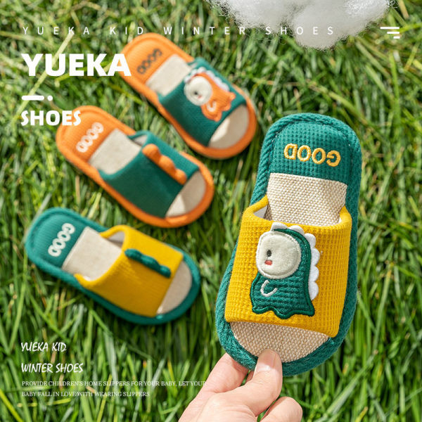 Tikandiga tekstiilist sussid tüdrukutele