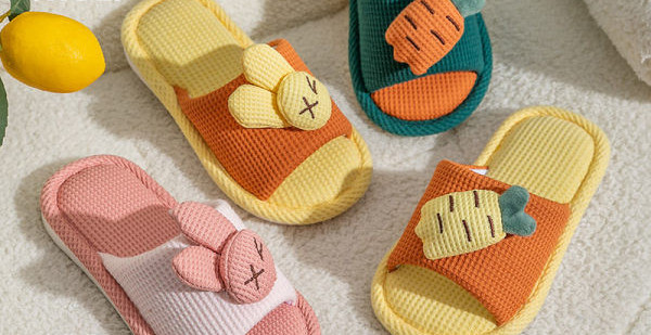 Papuci de casă casual cu element 3D