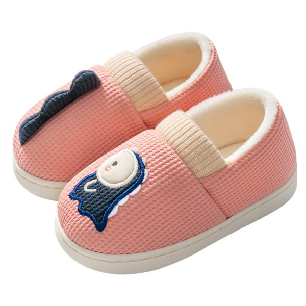 Vaikiškos šlepetės – su siuvinėjimais