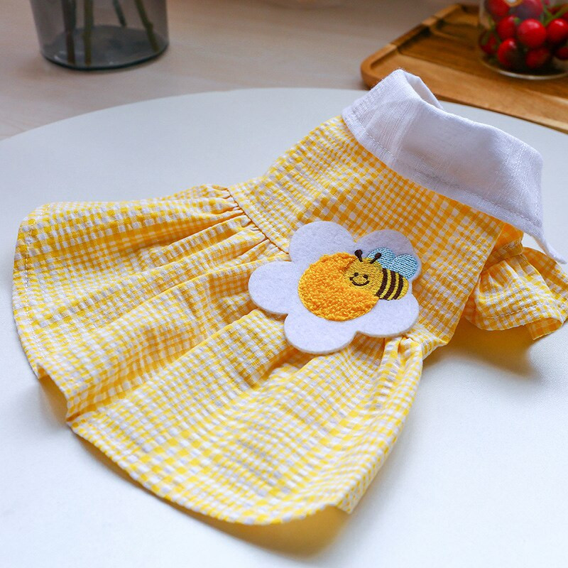 Sukňa pre domáce zvieratá Žltá farba Malá kvetinová dekorácia Psie šaty Letné oblečenie pre domáce zvieratá Módne potreby pre psov Princezná sukňa Oblečenie pre domáce zvieratá