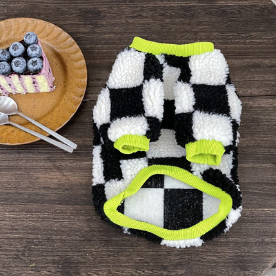 Черно бял пуловер Карирано палто Домашна котка Мода Топли дрехи за кучета Чихуахуа Булдог Мека вълна Сладко памучно яке Луксозен костюм