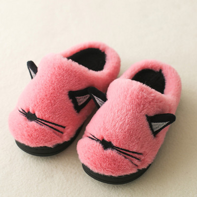 Moderne papuče za djevojčice s uchijem i toplom postavom