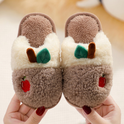 Bērnu čības - meitenēm dažādās krāsās