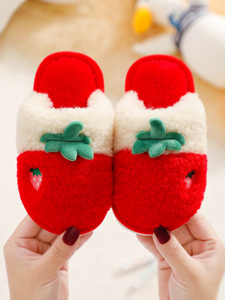 Bērnu čības - meitenēm dažādās krāsās