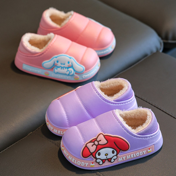 Bērnu čības ar apdruku un uzrakstu