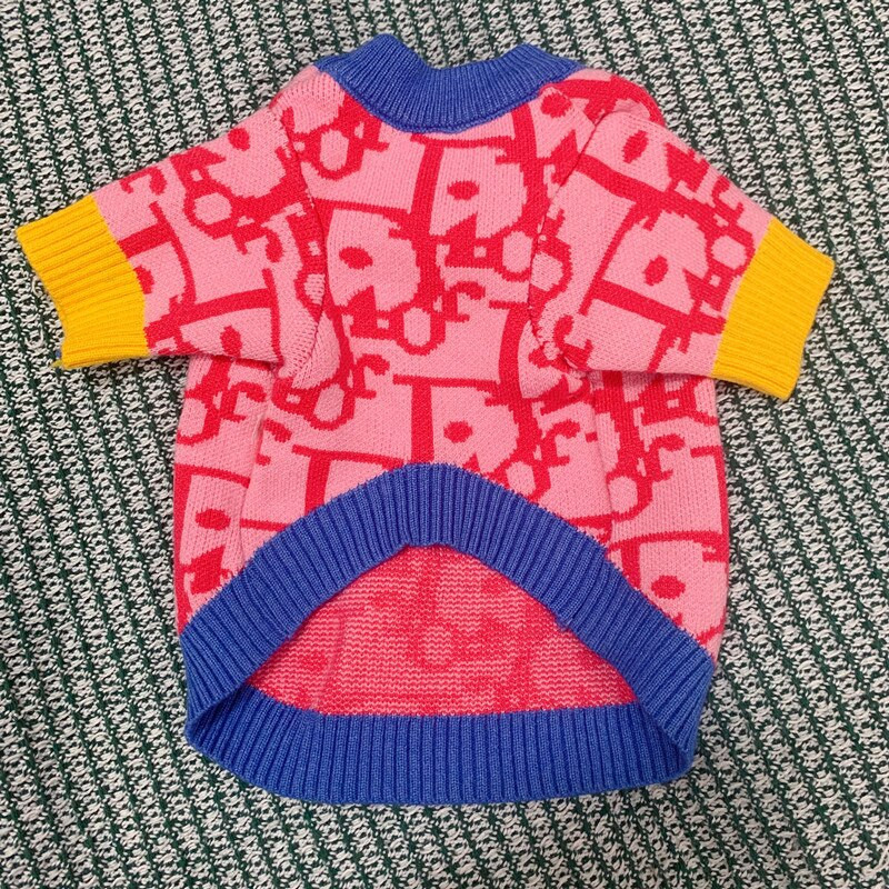 Spot Cat Imbracaminte En-gros Câine Teddy Than Bear Pulover Pomeranian Drăguț Toamnă Și Iarnă Tricoturi calde de marca Tide