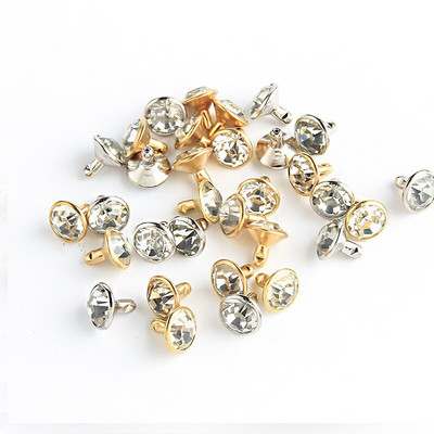 100 komplekti Superflash kullast hõbedast kivikristalltorust needid DIY käsitöö rõivakott Nahakaunistus rõivaste õmblusklaas puurnael