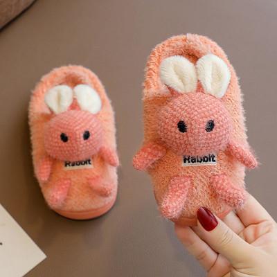 Domáce papuče a papučky pre dievčatá s nápisom a aplikáciou