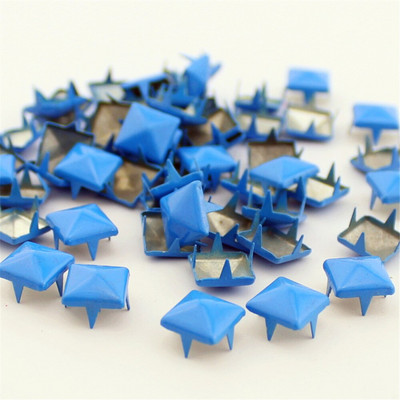 Mix-Colors 100 bucăți 9 mm Punk Pyramid DIY Metal Pătrat cu nituri și țepi pentru îmbrăcăminte Pantofi Genți Accesorii
