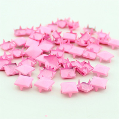 Mix-Colors 100 bucăți 9 mm Punk Pyramid DIY Metal Pătrat cu nituri și țepi pentru îmbrăcăminte Pantofi Genți Accesorii