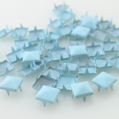 Mix-Colors 100 bucăți 9 mm Punk Pyramid DIY Metal Pătrat cu nituri și țepi pentru îmbrăcăminte Pantofi Genți Accesorii