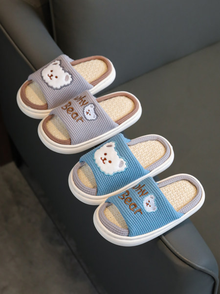 Ležerne dječje papuče s 3D elementom za djevojčice