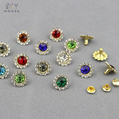 30-100Komplektid 11mm Lilled Kuju Crystal Rhinestone Rõivas Needid Diamante naastud DIY Käsitöö Kunst Nahk Dekoor naelad Puurinaelad