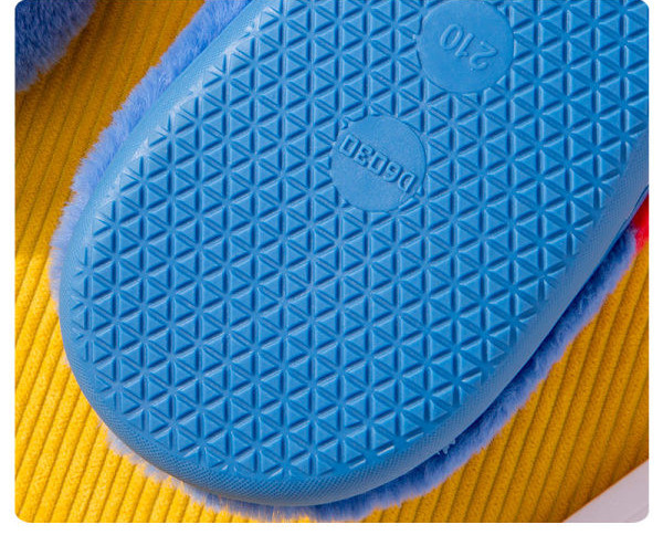 Детски домашни чехли в различни цветове