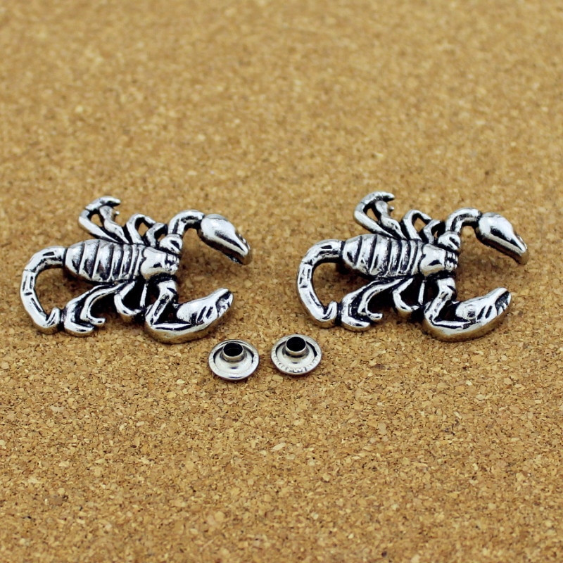 5 tk hõbedase tsingi sulamist Scorpion needid Punk Rock pealuu naelad ja naelad rõivaste jaoks Rõivaste needid nahast käsitöö jaoks