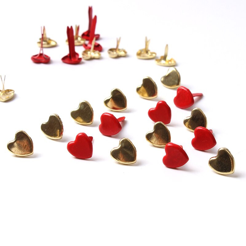 100 ks/lot 9 mm kovové nity v tvare srdca na scrapbooking, dekorácie, DIY, punk rock, oblečenie, topánky, tašky, doplnky