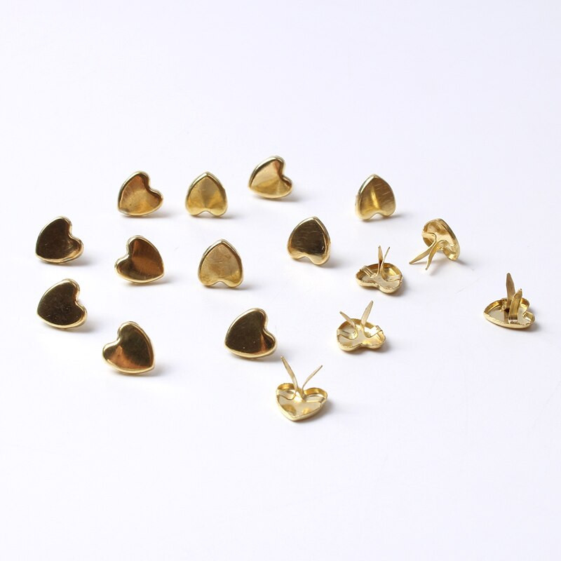 100 ks/lot 9 mm kovové nity v tvare srdca na scrapbooking, dekorácie, DIY, punk rock, oblečenie, topánky, tašky, doplnky