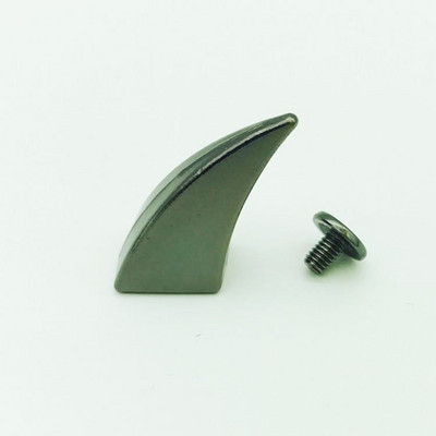 6 tk värvi Sarv keeratav neetkübar DIY Craft Cool Punk Rõivas Needid Riietele Kott Kingad Nahk DIY Käsitöö