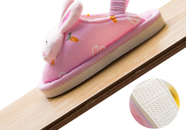 Vaikiškos šlepetės su 3D elementu berniukams ir mergaitėms