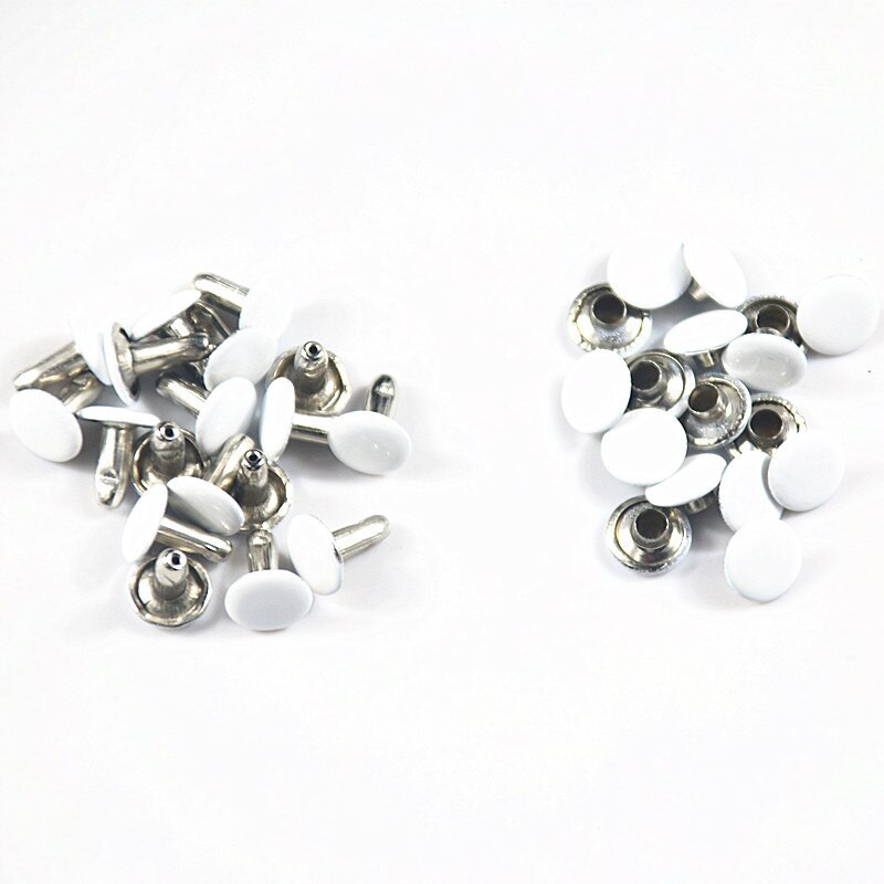 Τα νεότερα πολύχρωμα 100 τμχ 8mm Δερμάτινα χειροτεχνία Punk Studs Μεταλλικά σωληνωτά βαμμένα διπλά καπάκια πριτσίνια για DIY ενδύματα παπουτσιών ενδυμάτων διακόσμηση