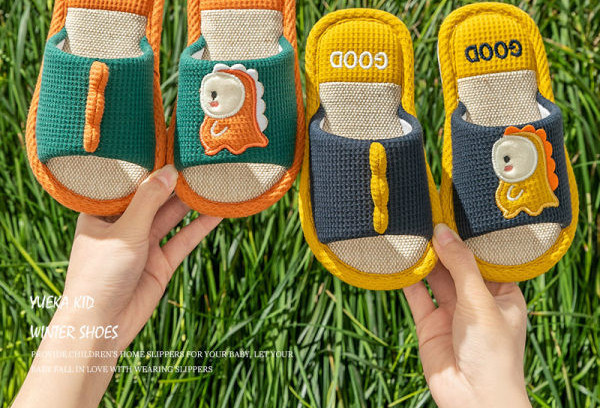 Tekstilne papuče s vezom za dječake