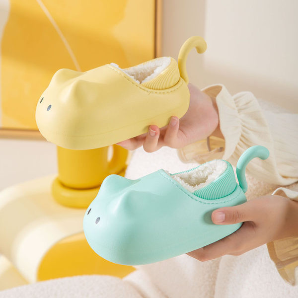 Papuci copii in diferite culori