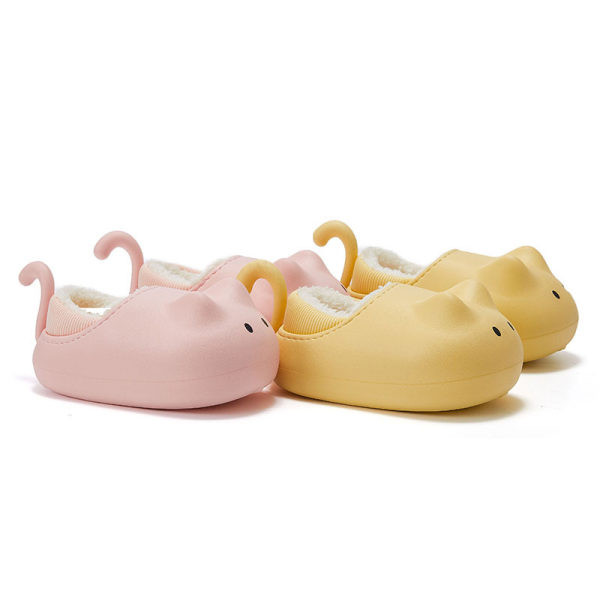 Papuci copii in diferite culori